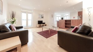 Living area - Roomspace Thames Edge (Staines)