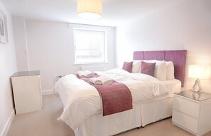 Bed sheets - Roomspace Thames Edge (Staines)