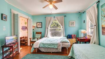 2 bedrooms, iron/ironing board, travel crib, internet
