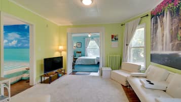2 Schlafzimmer, Bügeleisen/Bügelbrett, Reisekinderbett, Internetzugang