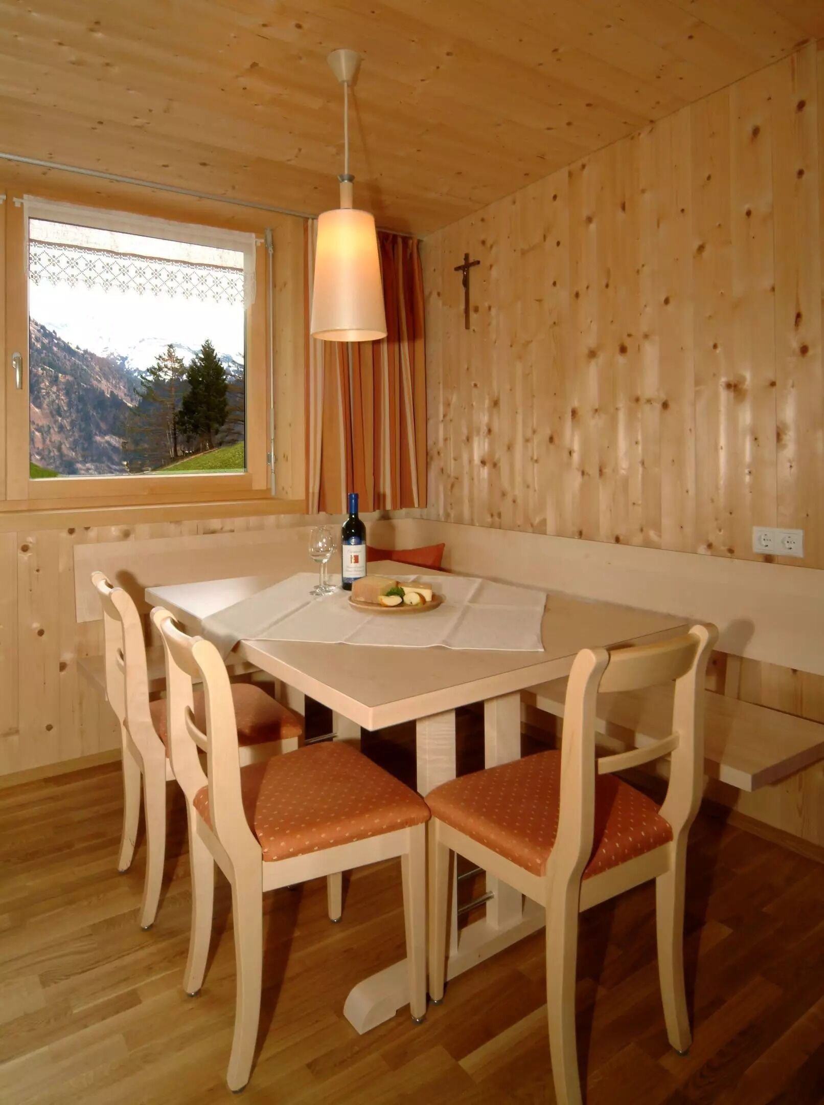 Room (Sonnenaufgang) | In-room dining