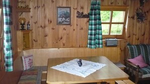 House (Almhütte) | Living area - Schuhfleckhütte (Wolfsberg)