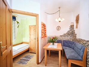 1 habitación, wifi gratis y ropa de cama