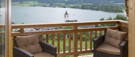 Exclusive Apartment, 2 Bedrooms | Free WiFi, bed sheets