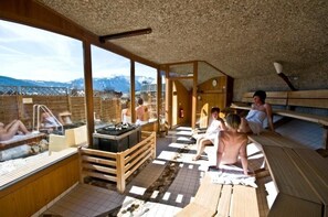 Sauna, hot tub, ruang uap, dan pijat
