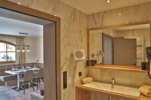 Bathroom - Kinderbauernhof Maurachhof (Sankt Johann im Pongau)