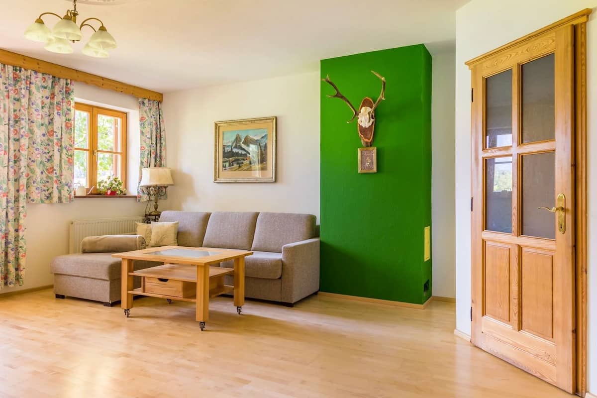 Appartement, 1 chambre (Goellblick) | Salle de séjour | Télévision à écran plat