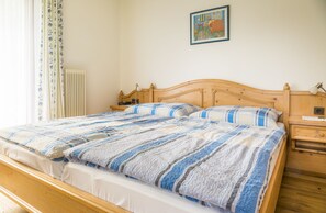 Familie appartement, 3 slaapkamers | 3 slaapkamers, verduisterende gordijnen, gratis wifi, beddengoed