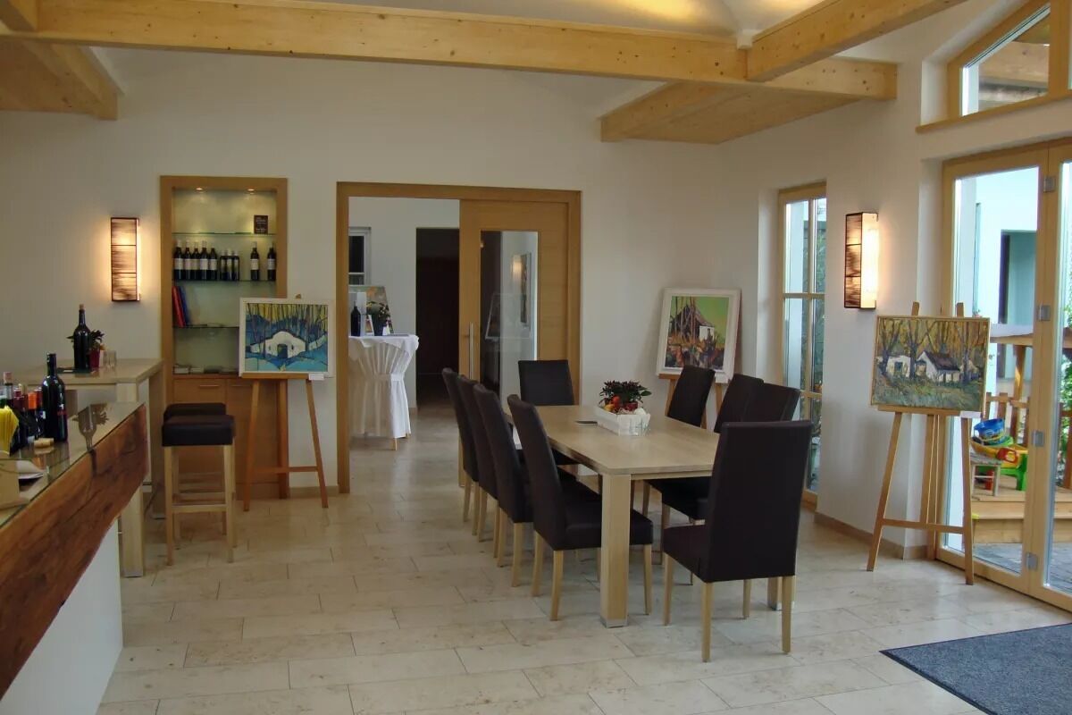 Free buffet breakfast