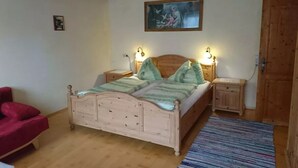 Cribs (free), rollaway beds (free), WiFi (free), bed sheets - Biobauernhof Gollner (Ulrichsberg)