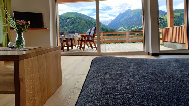 Apartment (Bergkristall) | Living area - Erlebenswert - Bauernhof Gruber (Lesachtal)
