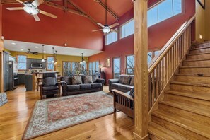 Flat-screen TV, fireplace, video games