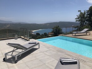 Outdoor pool, a heated pool - Villa with sea view and heated pool in Coti-Chiavari (Coti-Chiavari)