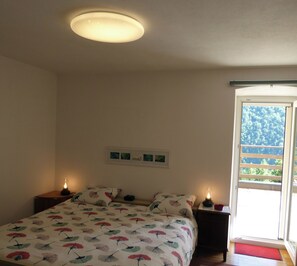 1 bedroom, iron/ironing board, free WiFi, bed sheets