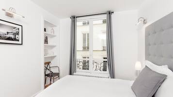 4 habitaciones, escritorio, tabla de planchar con plancha y wifi gratis