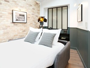 3 chambres, bureau, fer et planche à repasser, Wi-Fi gratuit