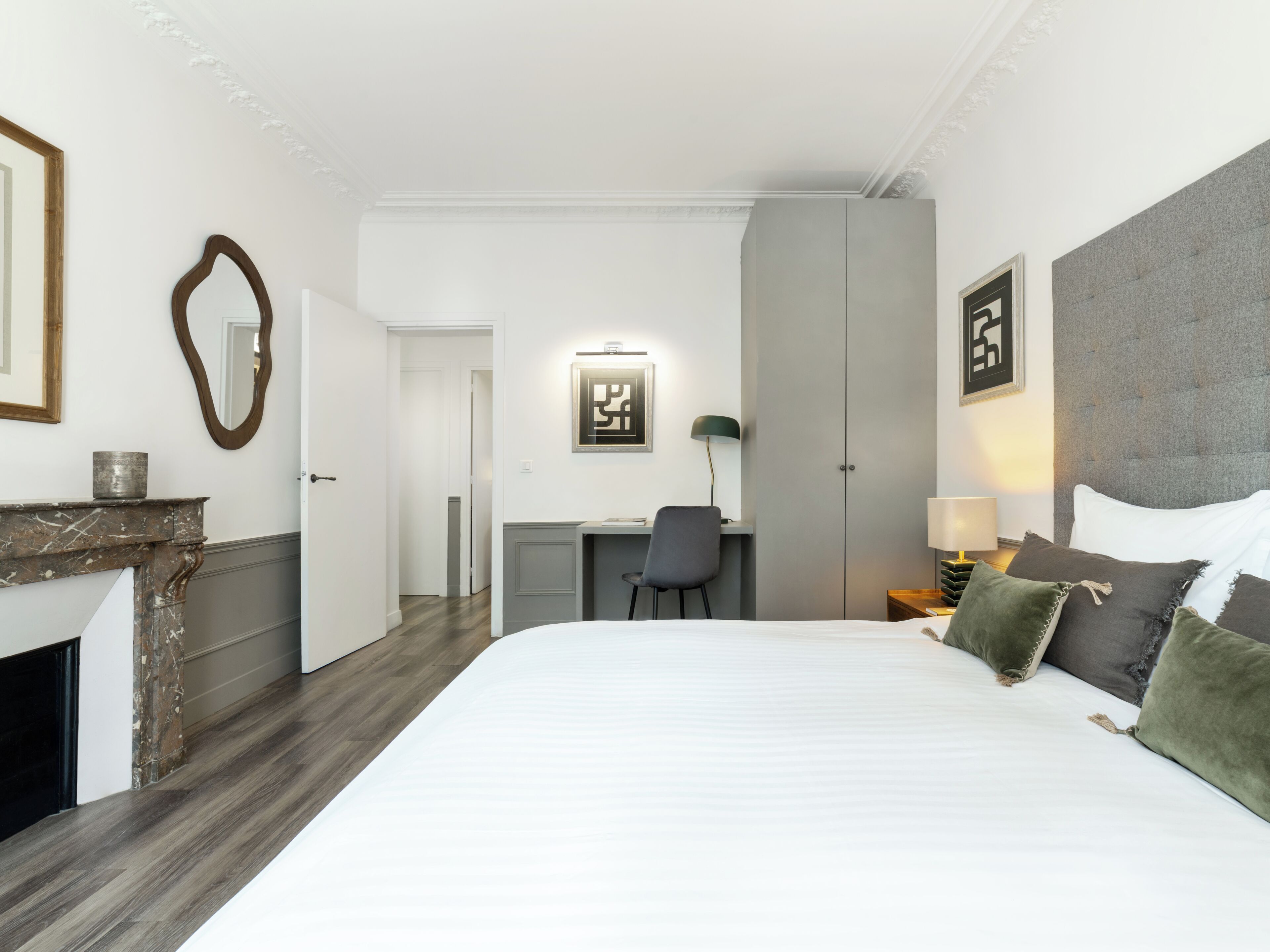 3 slaapkamers, een strijkplank/strijkijzer, gratis wifi, beddengoed