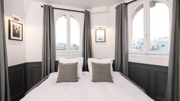 3 chambres, fer et planche à repasser, Wi-Fi gratuit, draps fournis