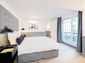 4 chambres, bureau, fer et planche à repasser, Wi-Fi gratuit