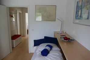 2 bedrooms, free WiFi, bed sheets