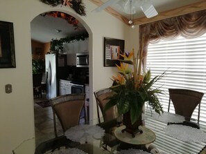 Dining - Luxury villa with lake and conservation view  (Kissimmee)