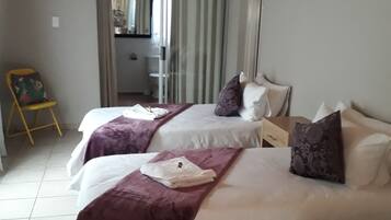 Individually decorated, soundproofing, iron/ironing board, free WiFi