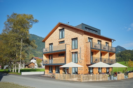 Fachada de la propiedad