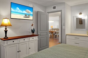 2 bedrooms, iron/ironing board, WiFi, bed sheets - Gulf Shores 404 Fourth Floor Beachfront View 2 Bedroom 2 Bathroom Condo (Port Aransas)
