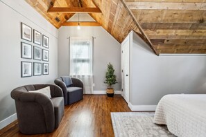 4 Schlafzimmer, Bügeleisen/Bügelbrett, Reisekinderbett, kostenloses WLAN