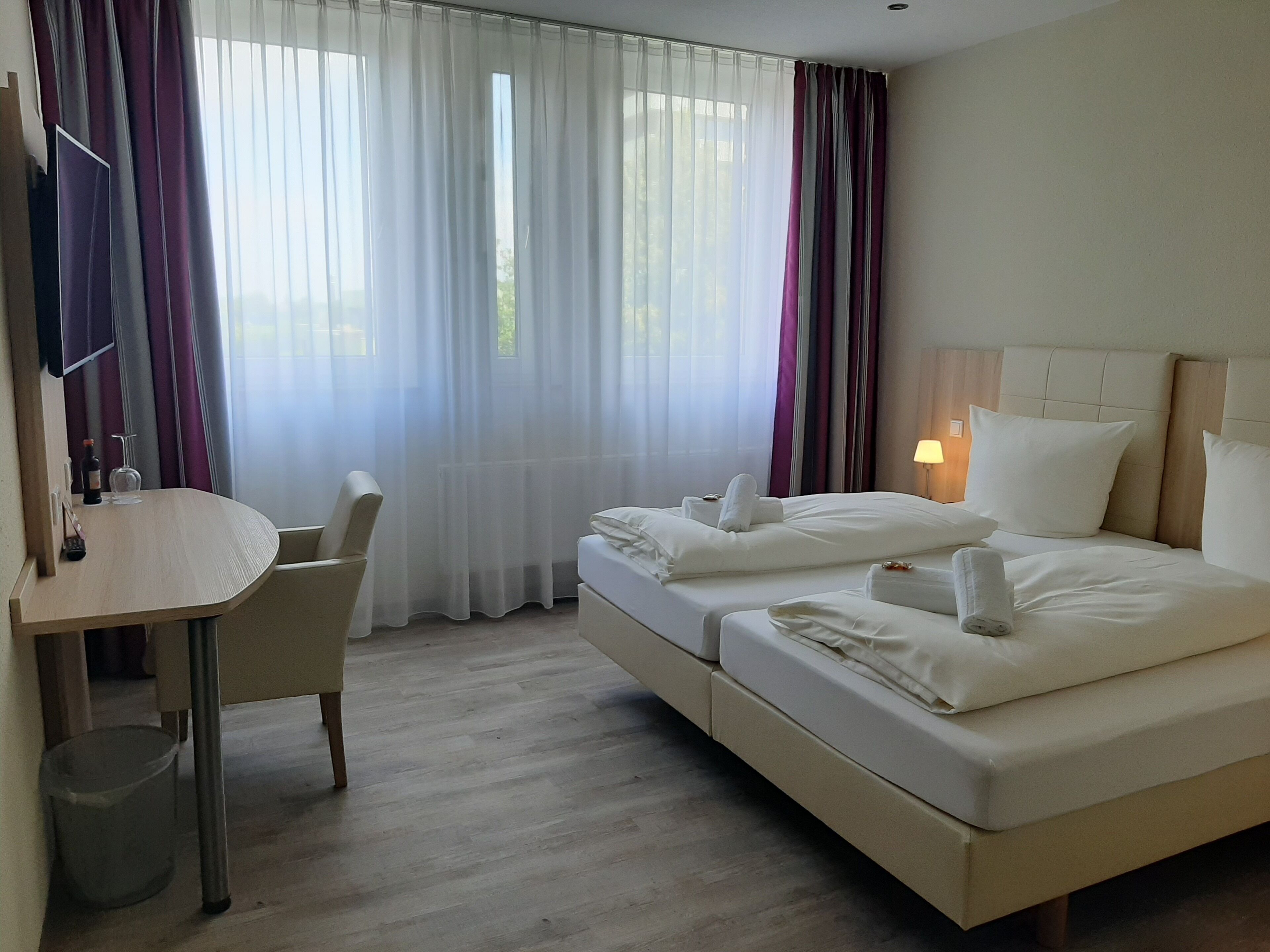 twin room | 1 bedroom, desk, laptop workspace, blackout curtains