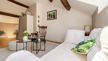 2 sovrum, strykjÀrn/strykbrÀda, wi-fi och sÀngklÀder