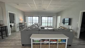 Fernseher, DVD-Player