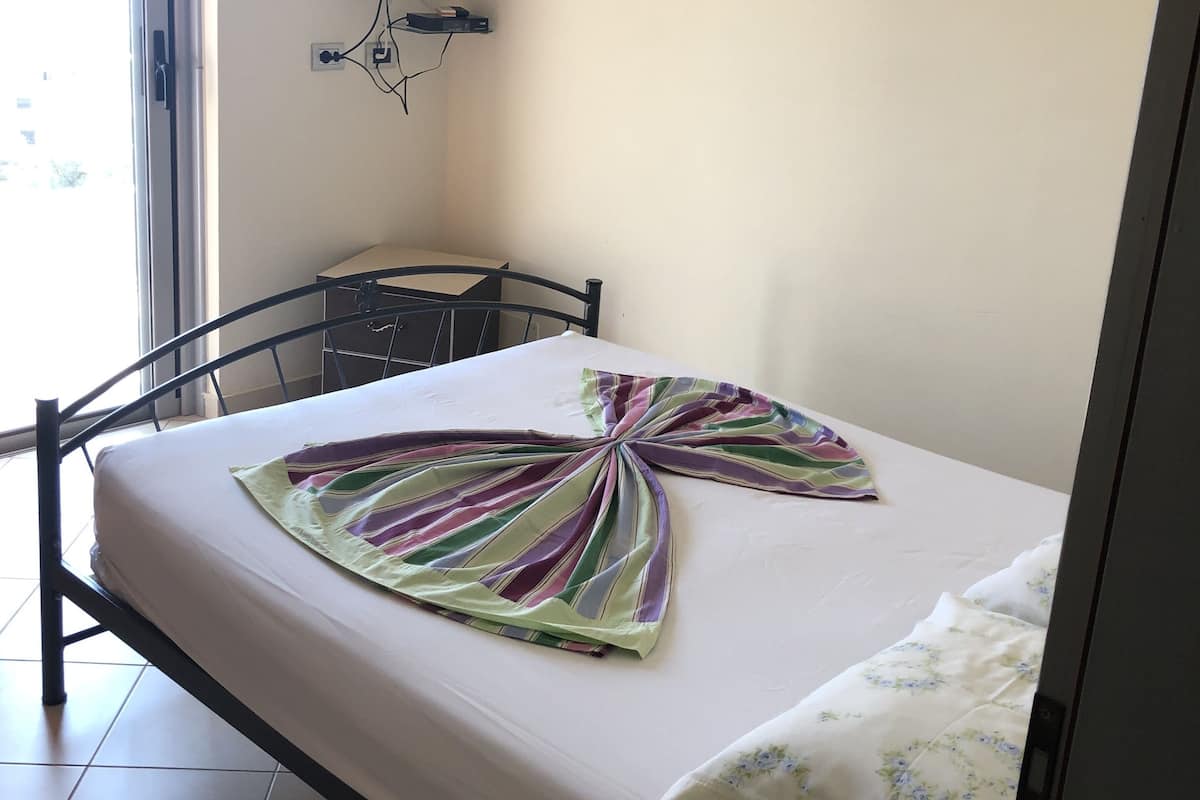 Classic Apartment, Sea View | 1 bedroom, free WiFi, bed sheets