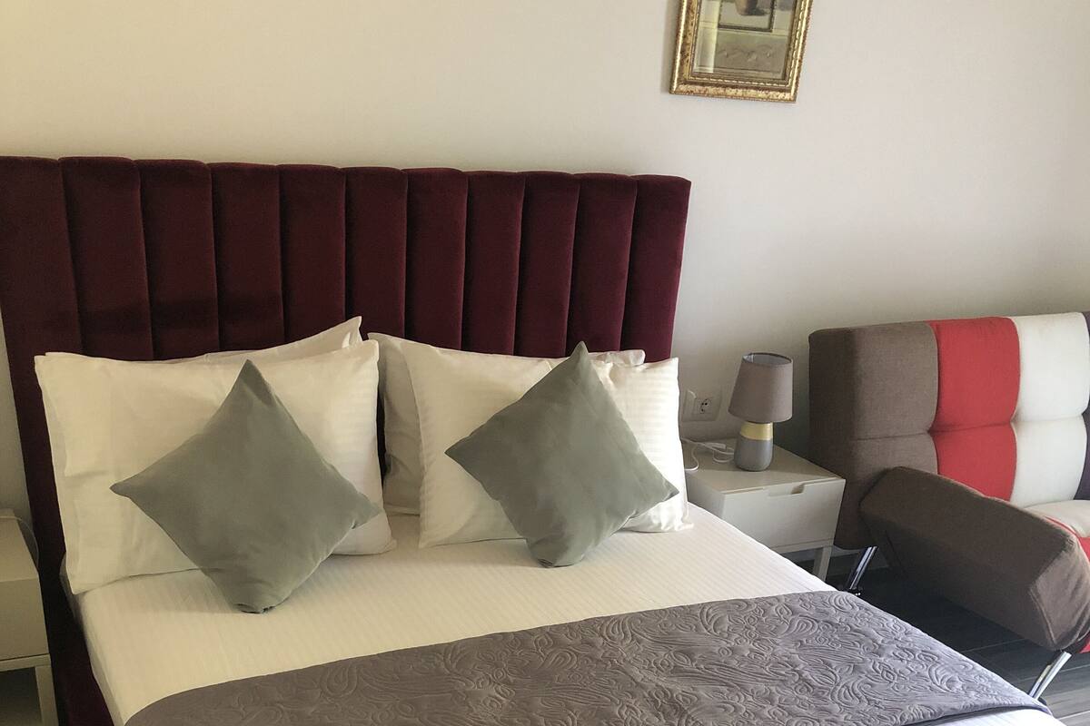 Deluxe Room | 1 bedroom, free WiFi, bed sheets