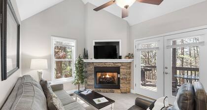 Lark’s Nest Mountain View – See Yonah Mountain from the Front Porch!