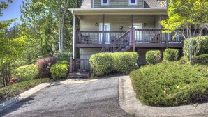 A two-story house with a front porch, a staircase, and a driveway. - Lark’s Nest Mtn View - See Yonah Mountain from the Front Porch! (Helen)