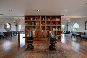 Lobby - Restia (Corfu)