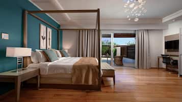 Down comforters, minibar, in-room safe, desk