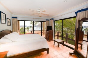 3 soverom, skrivebord, strykejern/-brett og wi-fi