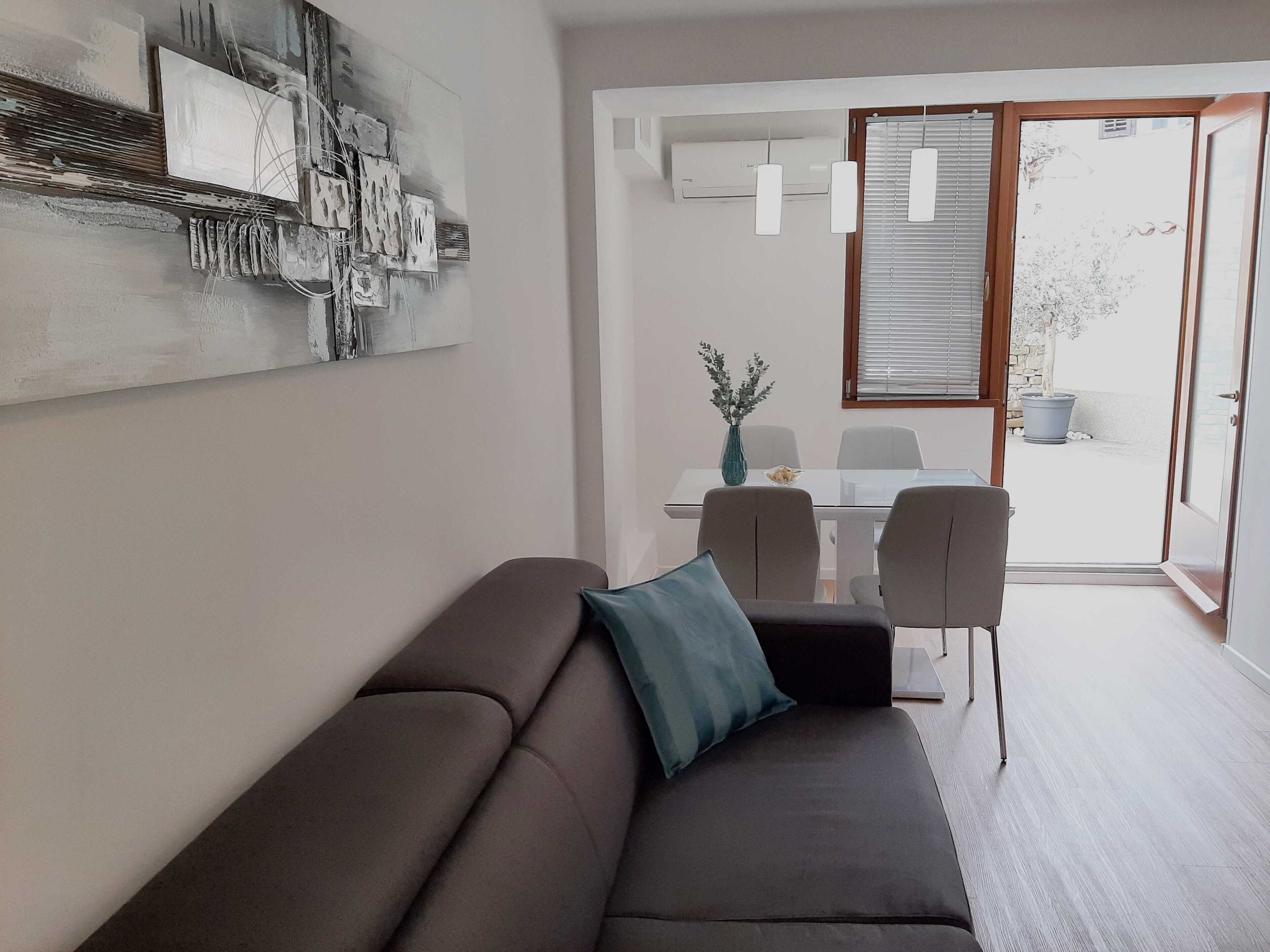 Apartment (One Bedroom Apartment) | Living area | TV