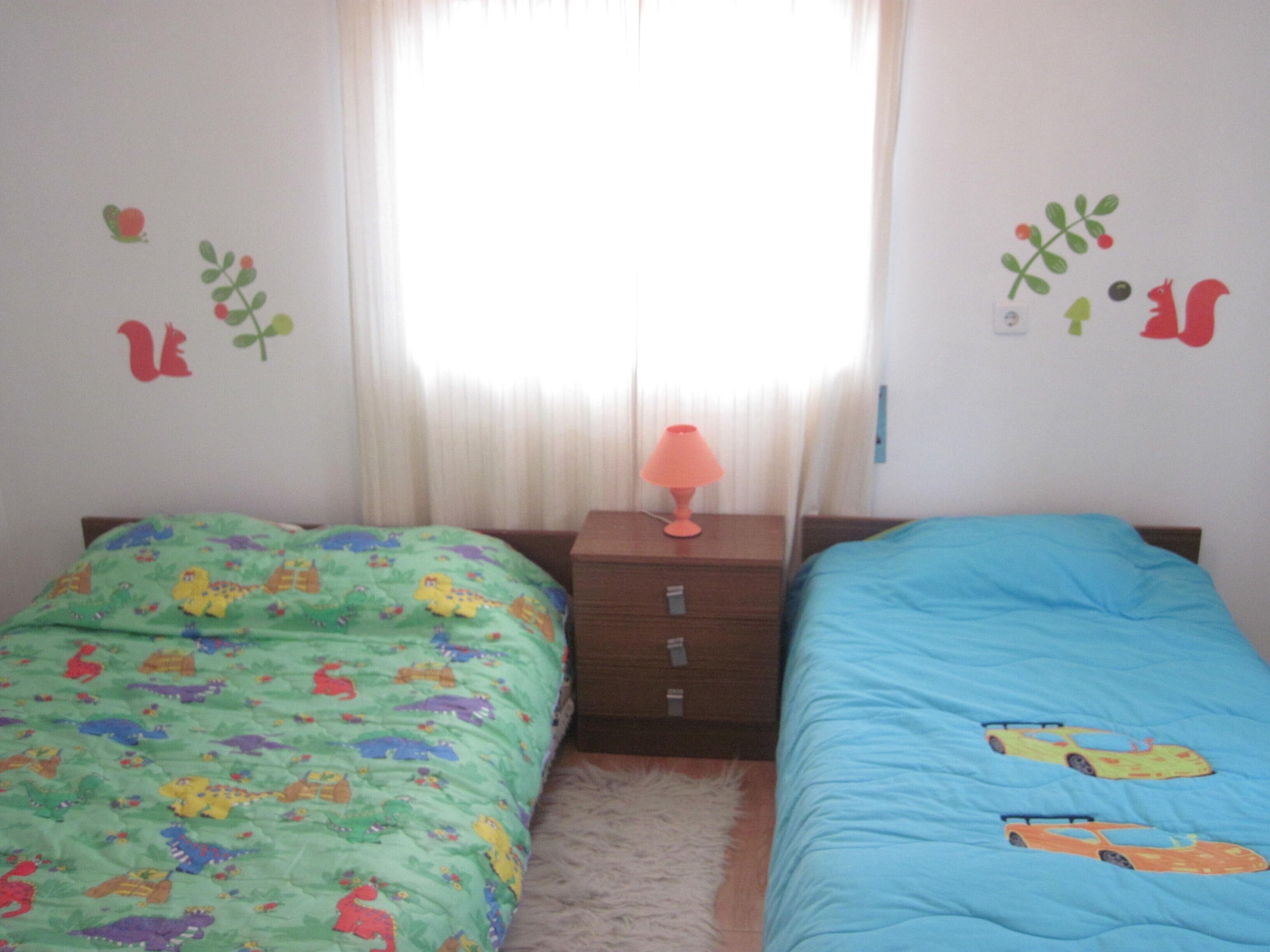 4 Schlafzimmer, Bügeleisen/Bügelbrett, Reisekinderbett, WLAN