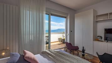 Panoramic Triple Room, 1 Bedroom, Balcony, Sea View