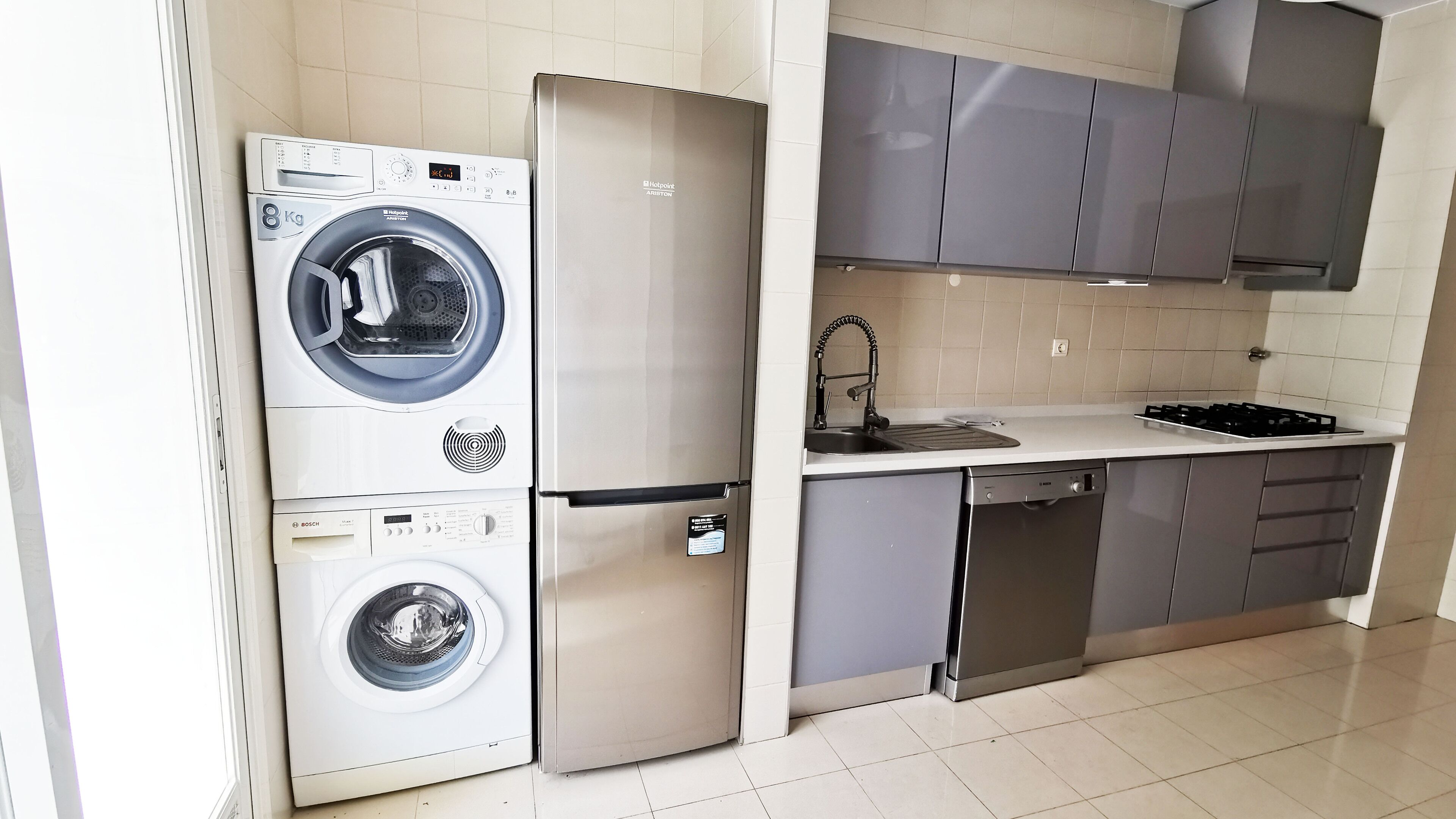 Honeymoon Room | Laundry