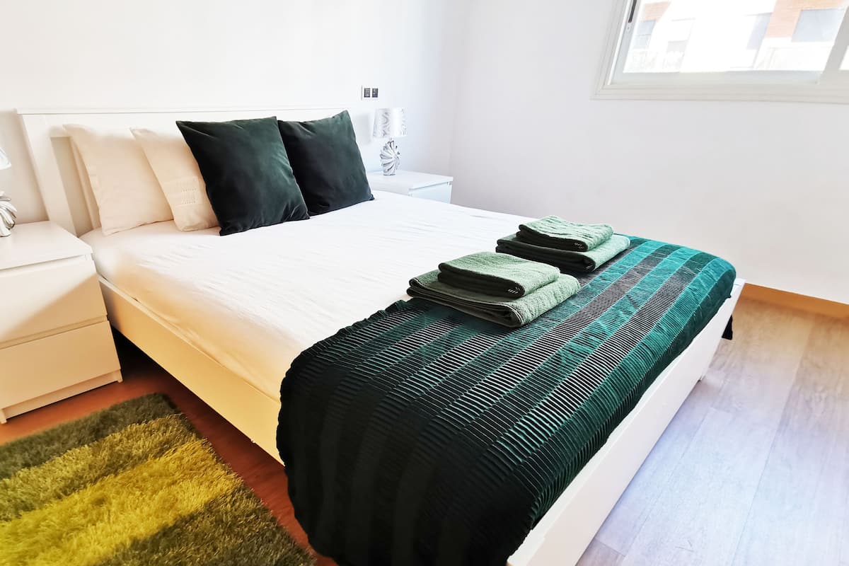 Hypo-allergenic bedding, individually decorated, individually furnished