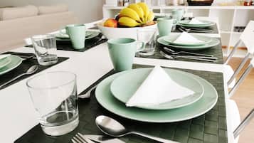 Honeymoon Room | Living room