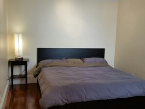 Doppel- oder Zweibettzimmer