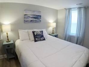 5 bedrooms, desk, iron/ironing board, travel cot