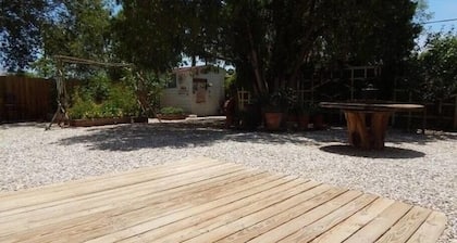 Walk to Main St! 20 min drive to Whitney Portal. High speed internet