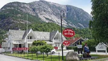 Fachada de la propiedad