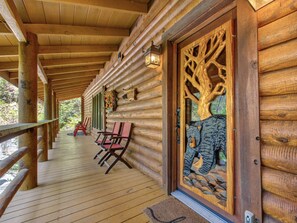 Cabin (Black Bear Lodge) | Balcony